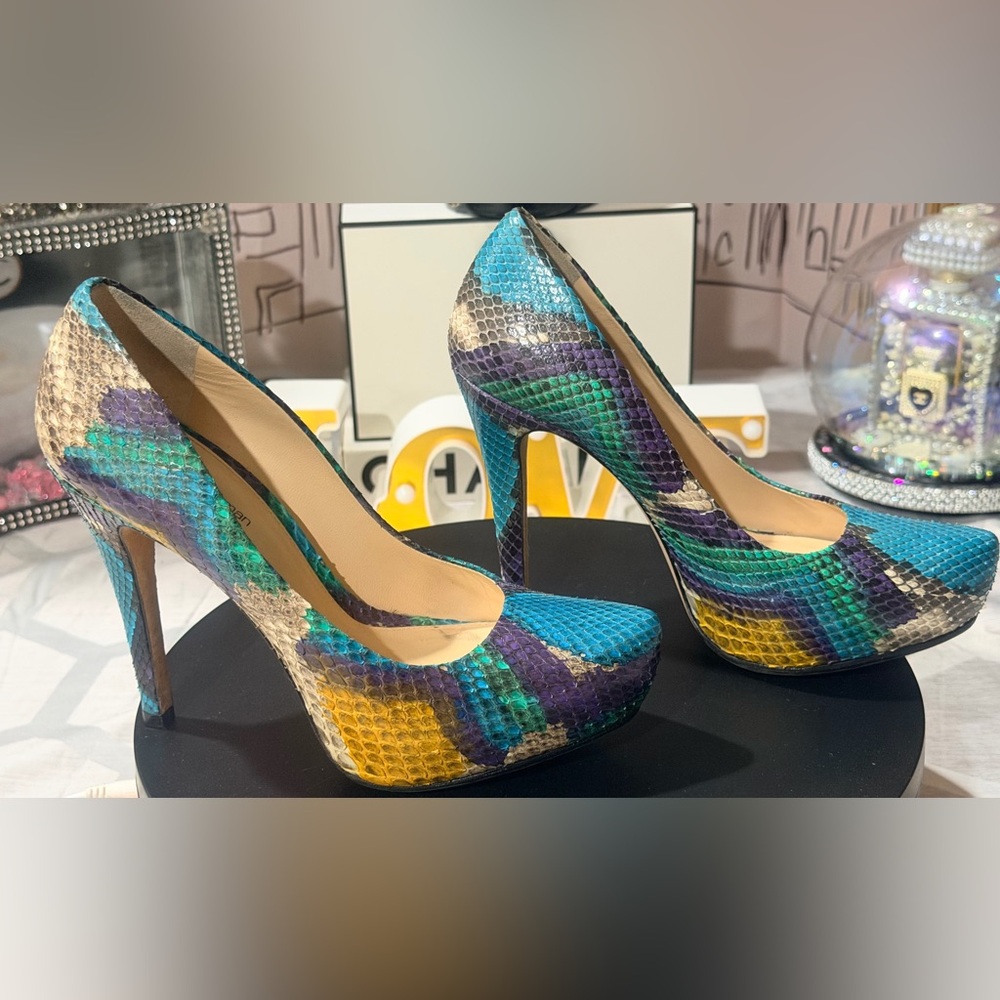 Euc Alexandre Birman Python Patterned Pumps. - image 3